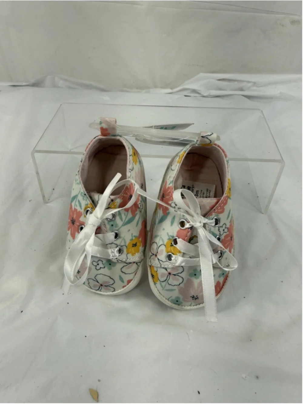 Baby Girl Size 0-3 Months Shoes With Bow Carter's Child Of Mine New